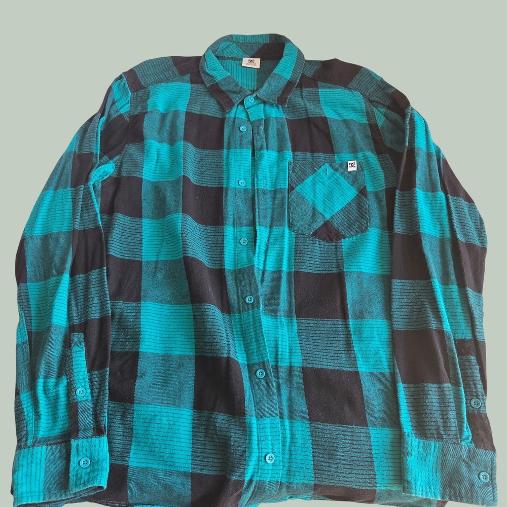 DC Shoes Mens XL Teal Black Buffalo Plaid Flannel Button Down Skate Shirt Y2K